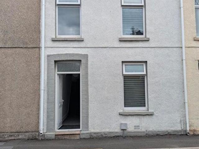 Apartment for rent in Wern, Llanelli