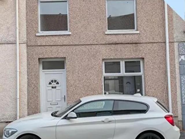 Apartment for rent in Morfa, Llanelli