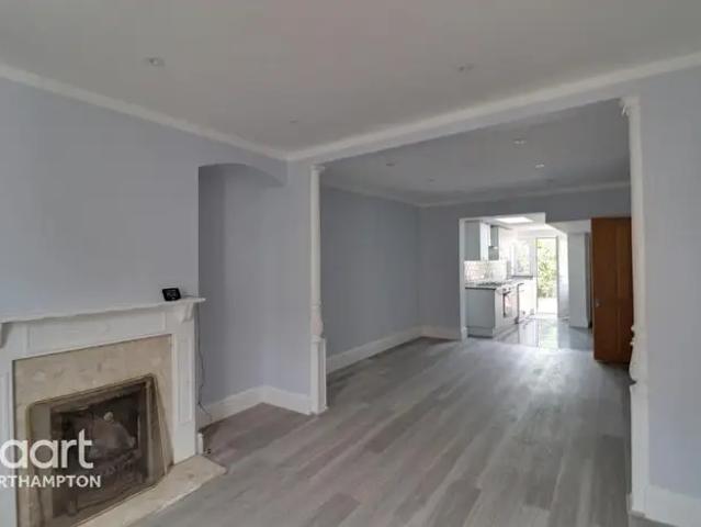 Apartment for rent in Phippsville, Northampton