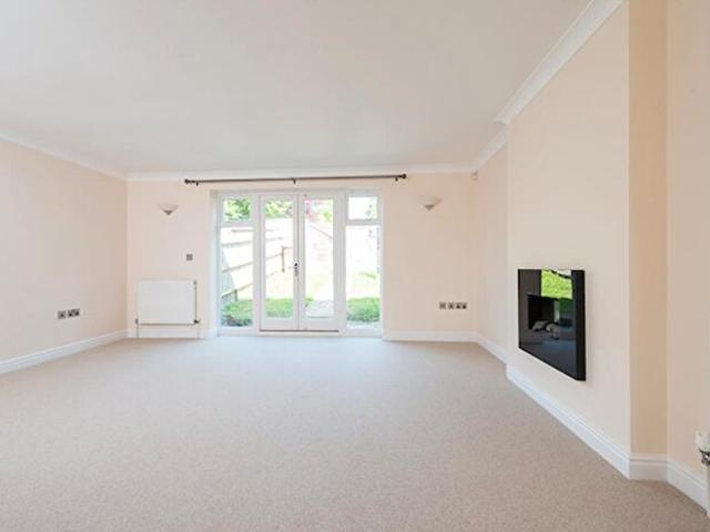 Apartment for rent in Deer Park, Black Bourton