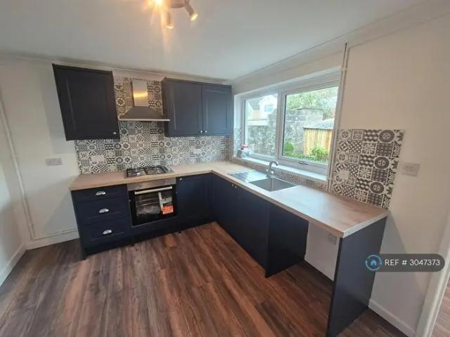 Apartment for rent in Dowlais Top, Pant