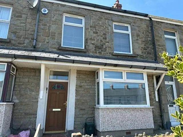Apartment for rent in Nangreaves, Wales