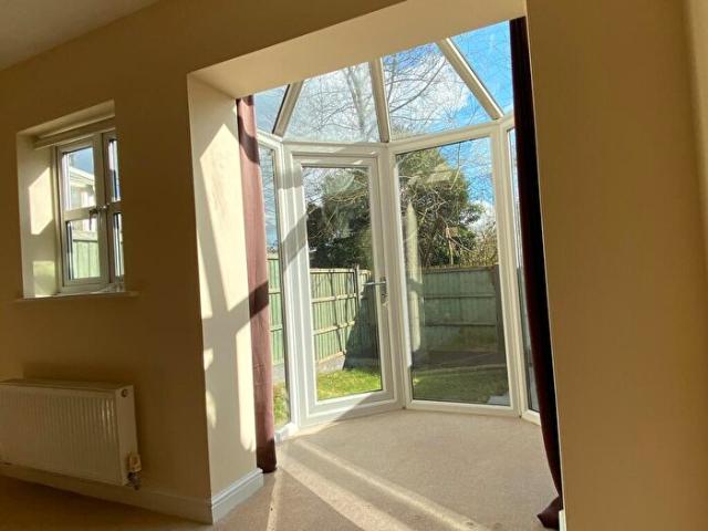 Apartment for rent in Elmfield, Leicestershire