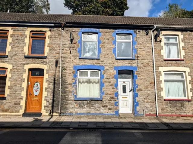 Apartment for rent in Porth