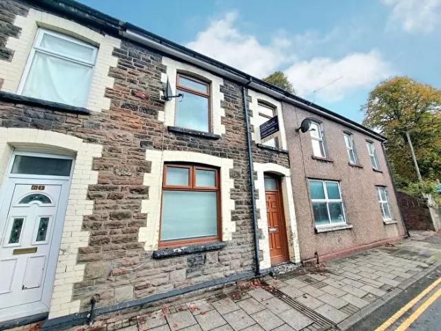Apartment for rent in Porth