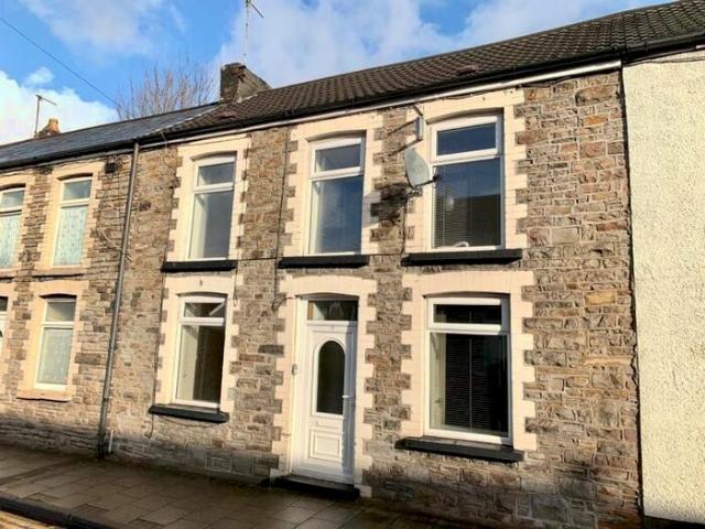 Apartment for rent in Porth