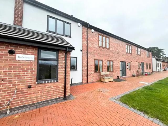 Apartment for rent in Shrewley, Green Close
