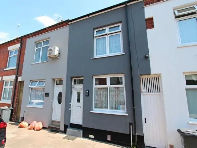 Apartment for rent in Crown Hills, Leicester