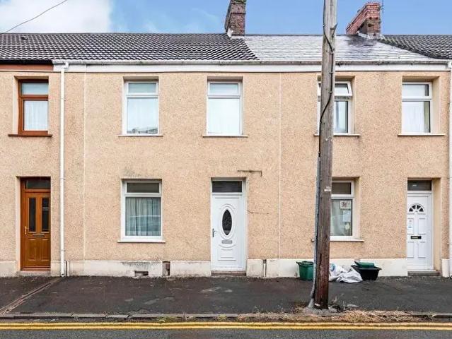 Apartment for rent in Cimla, Neath