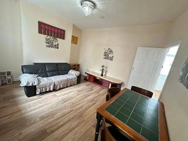 Apartment for rent in Mount Pleasant, Nangreaves