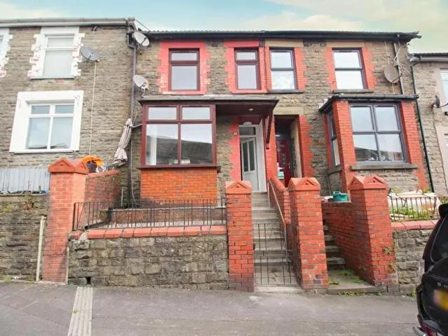 Apartment for rent in Porth, Mount Pleasant