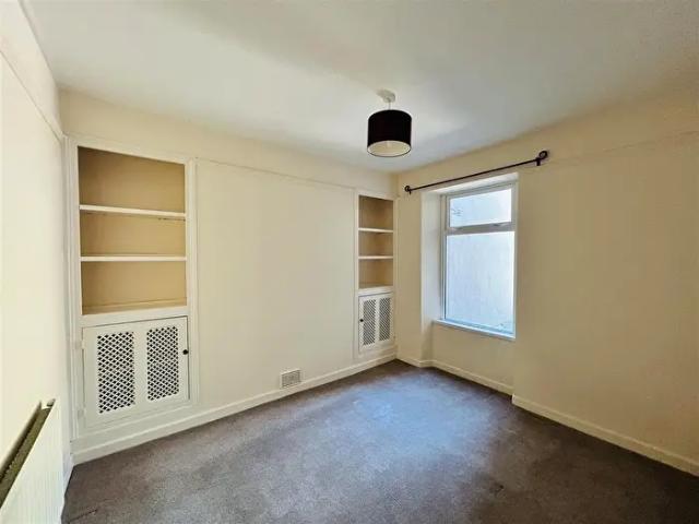 Apartment for rent in Sandy, Wales