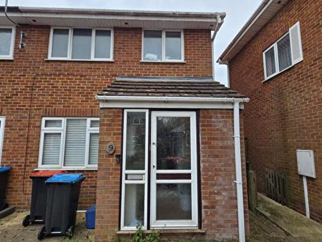 Apartment for rent in Green Park, Milton Keynes