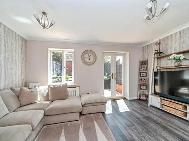 Apartment for rent in Bedford