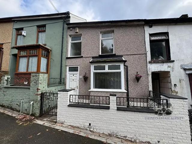 Apartment for rent in Cwm Clydach, Gelli