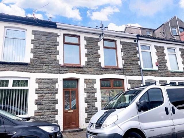 Apartment for rent in Ferndale, Wales