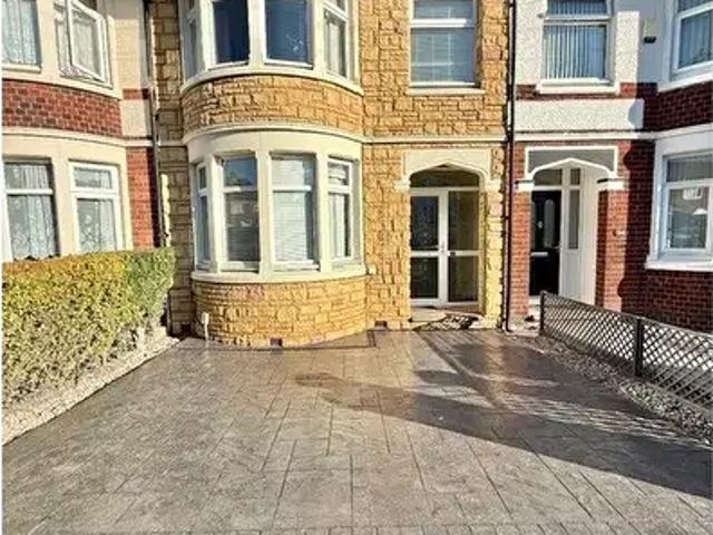 Apartment for rent in Bell Green, Coventry