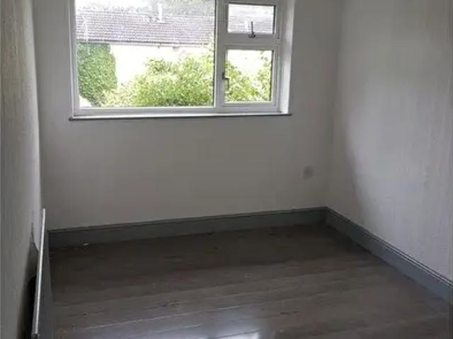 Apartment for rent in Cinderhill, Haddon