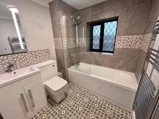 Apartment for rent in Fforest-fach, Swansea