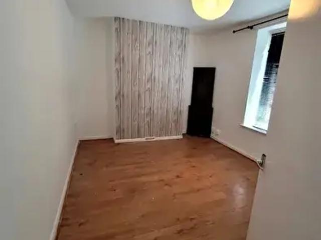 Apartment for rent in Mount Pleasant, Swansea