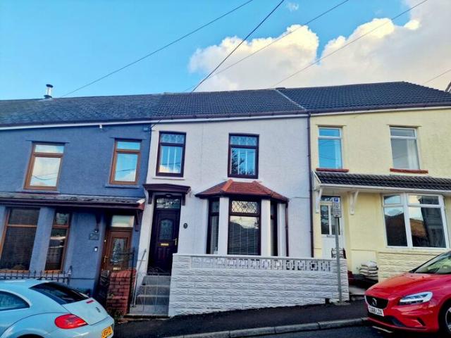 Apartment for rent in Cymer and Glyncorrwg, Cymer