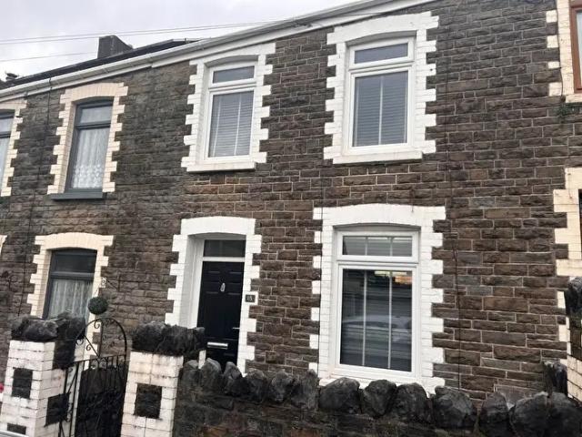 Apartment for rent in Cimla, Neath