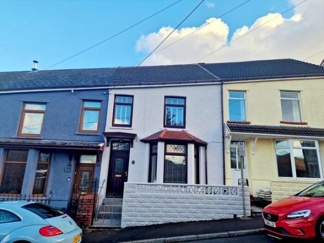 Apartment for rent in Cymer and Glyncorrwg, Cymer