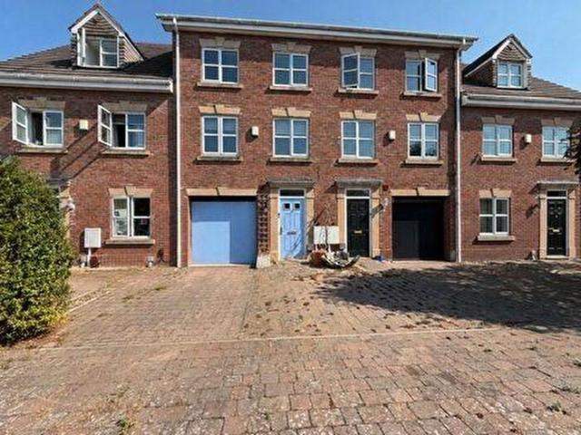 Apartment for rent in Whitnash, Green Close