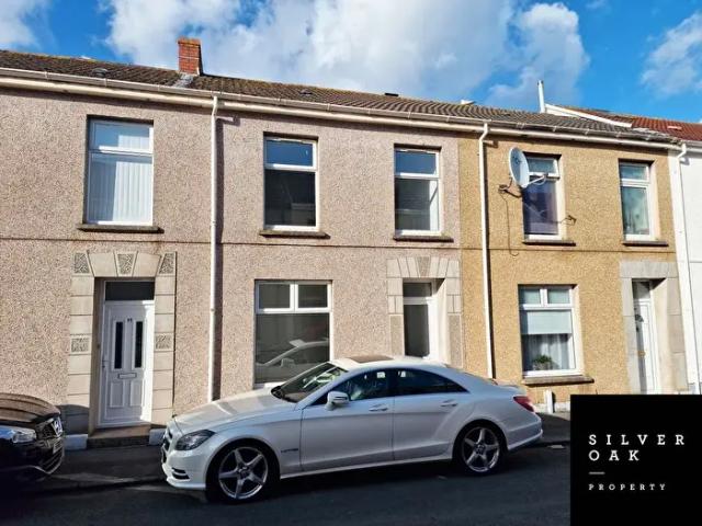 Apartment for rent in Morfa, Llanelli