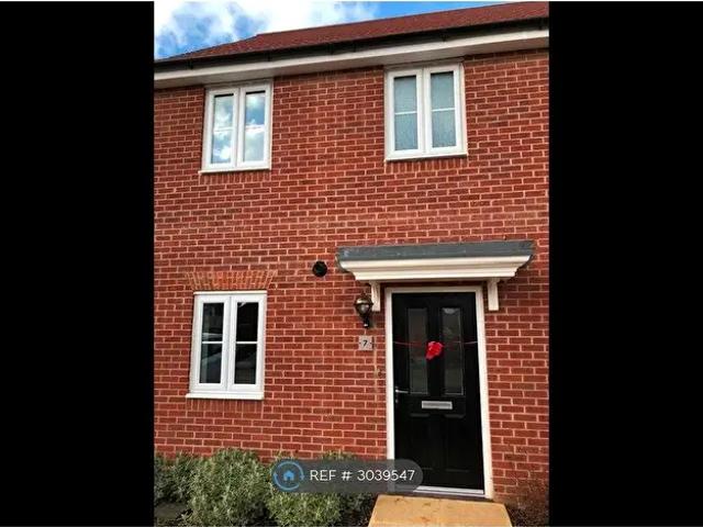 Apartment for rent in Queens Park, Bedford