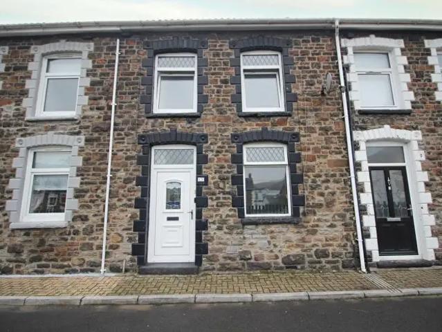 Apartment for rent in Porth