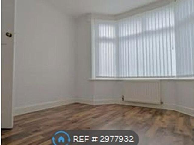 Apartment for rent in Upper Stoke, West Midlands