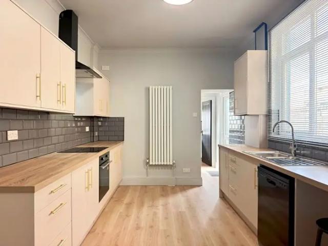 Apartment for rent in Tŷ-isaf, Llanelli