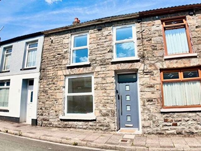 Apartment for rent in Treorchy, Cwmparc