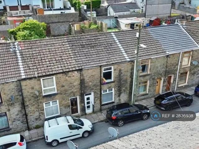 Apartment for rent in Ferndale, Wales
