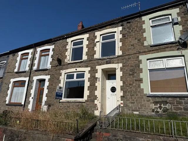 Apartment for rent in Tylorstown, Wales