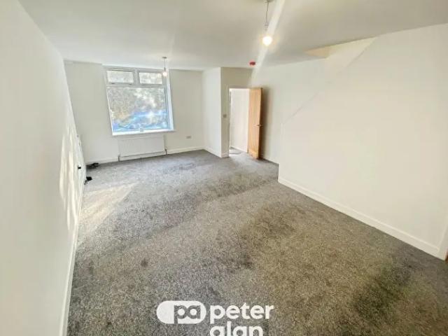 Apartment for rent in Abercynon