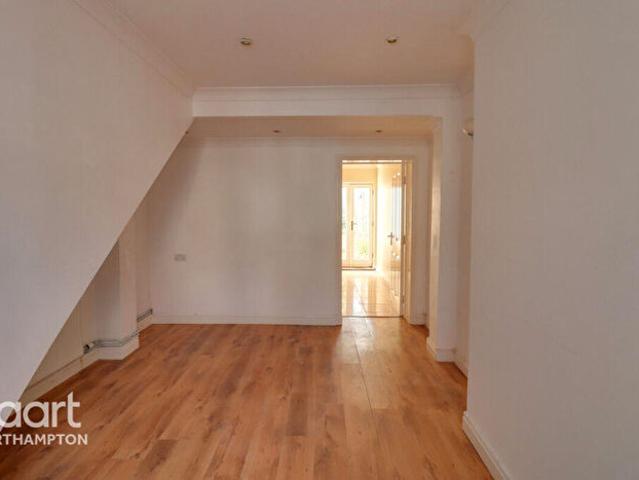 Apartment for rent in Rushden