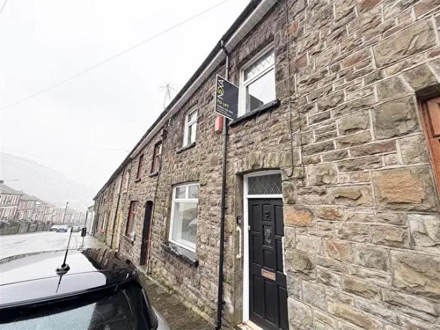 Apartment for rent in Cwm Clydach, Clydach Vale