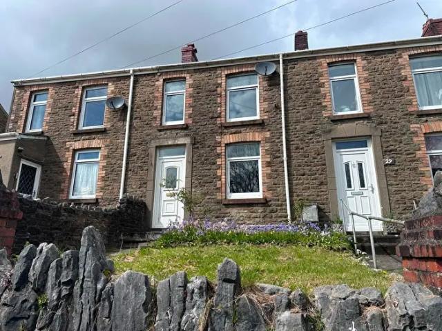 Apartment for rent in Aberclydach, Clydach