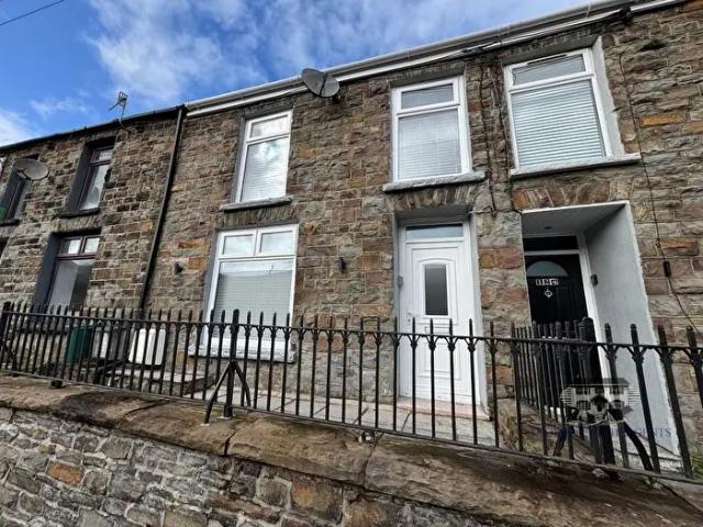 Apartment for rent in Ystrad, Gelli