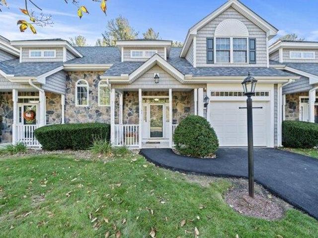 Condo for sale in Tewksbury, Middlesex County