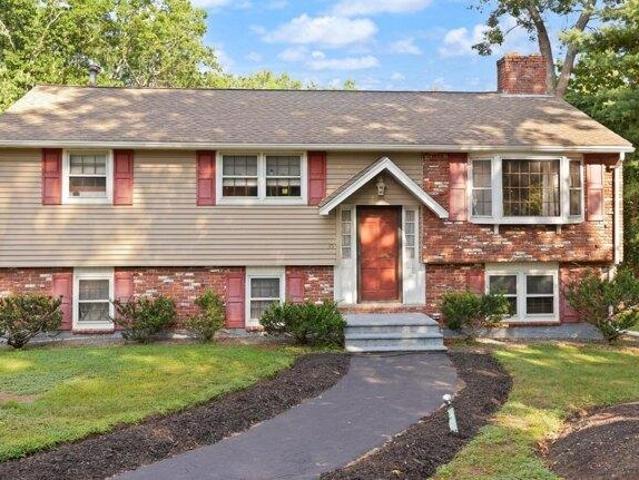 House for sale in Tewksbury, Middlesex County