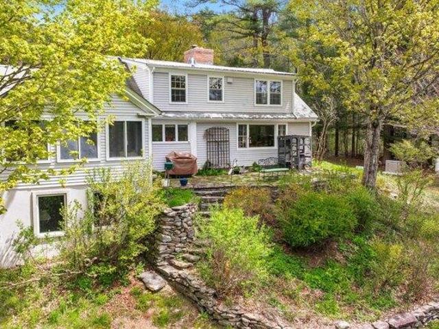 House for sale in Thetford Center, Vermont