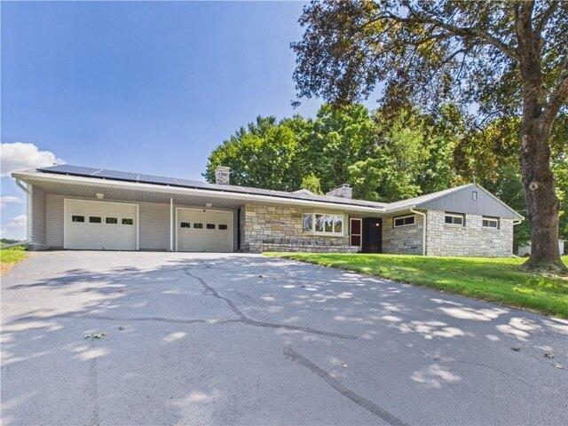 House for sale in Thompson, Connecticut