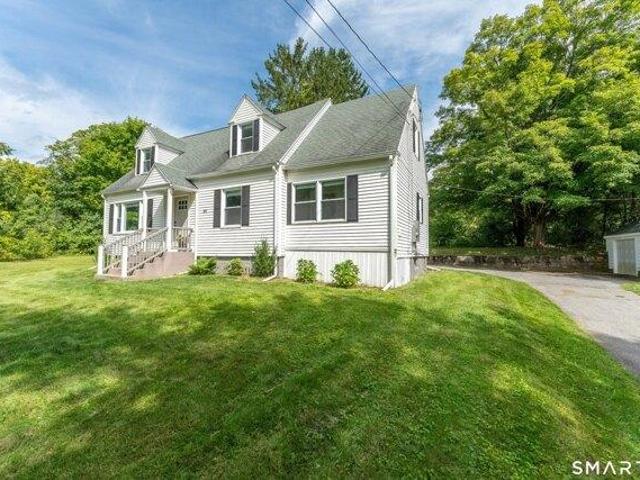 House for sale in Quinebaug, Thompson