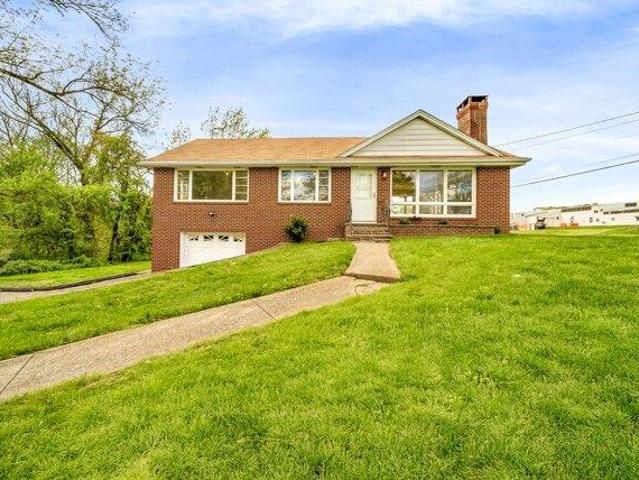 House for sale in Thompson