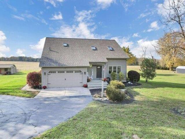 House for sale in Fairfield, Ohio