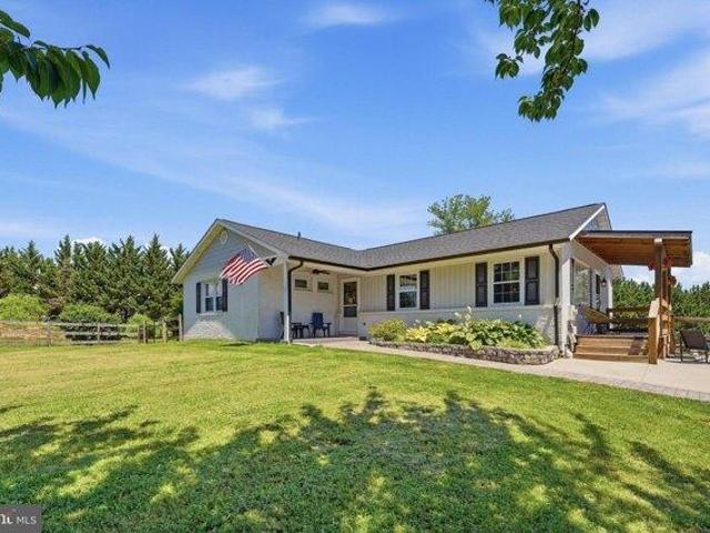 House for sale in Rocky Ridge, Maryland