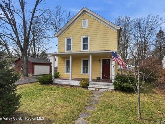 House for sale in Cottekill, New York